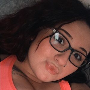 Meet your Posher, Amber